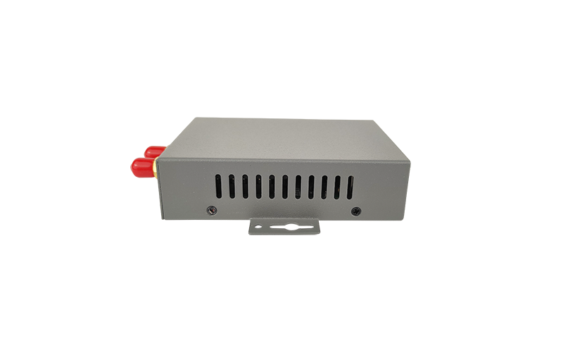 Industrial 2-port 4G Router